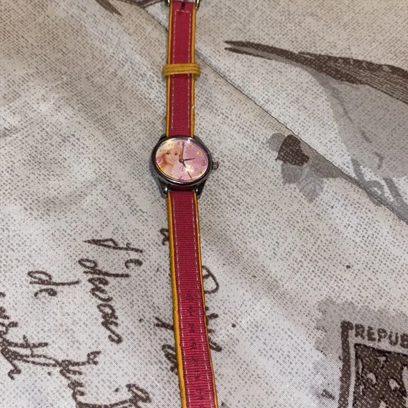 Rarenostalgia vintage Barbie watch have anew battery.